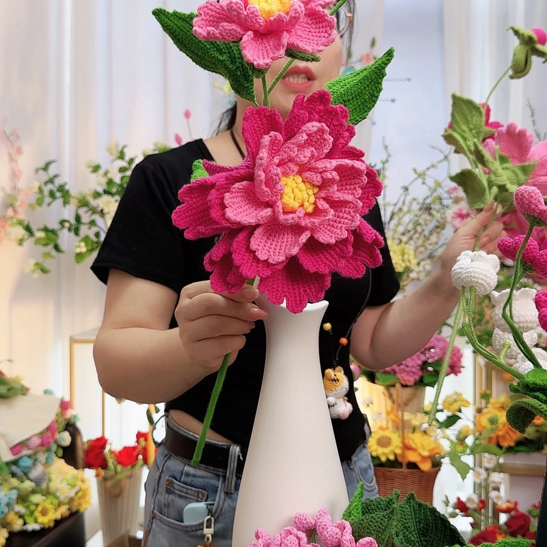莱赛尔纤维棉手工钩织牡丹花