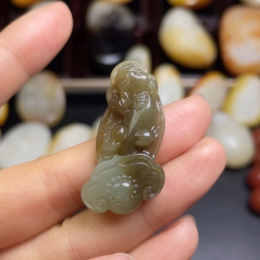 和田玉未镶嵌挂件