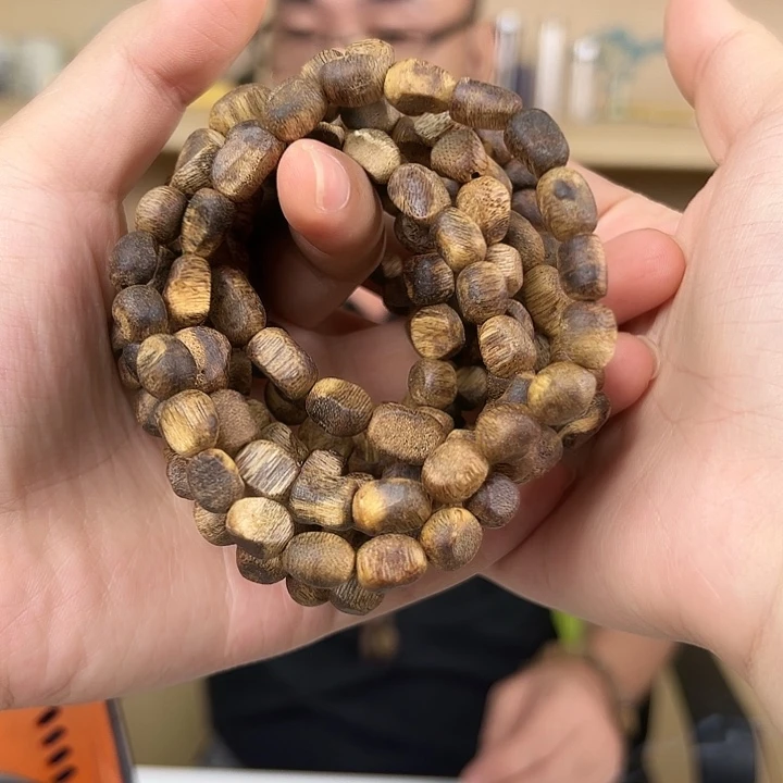 沉香碎屑沉香虫漏4克 多样性发货一条