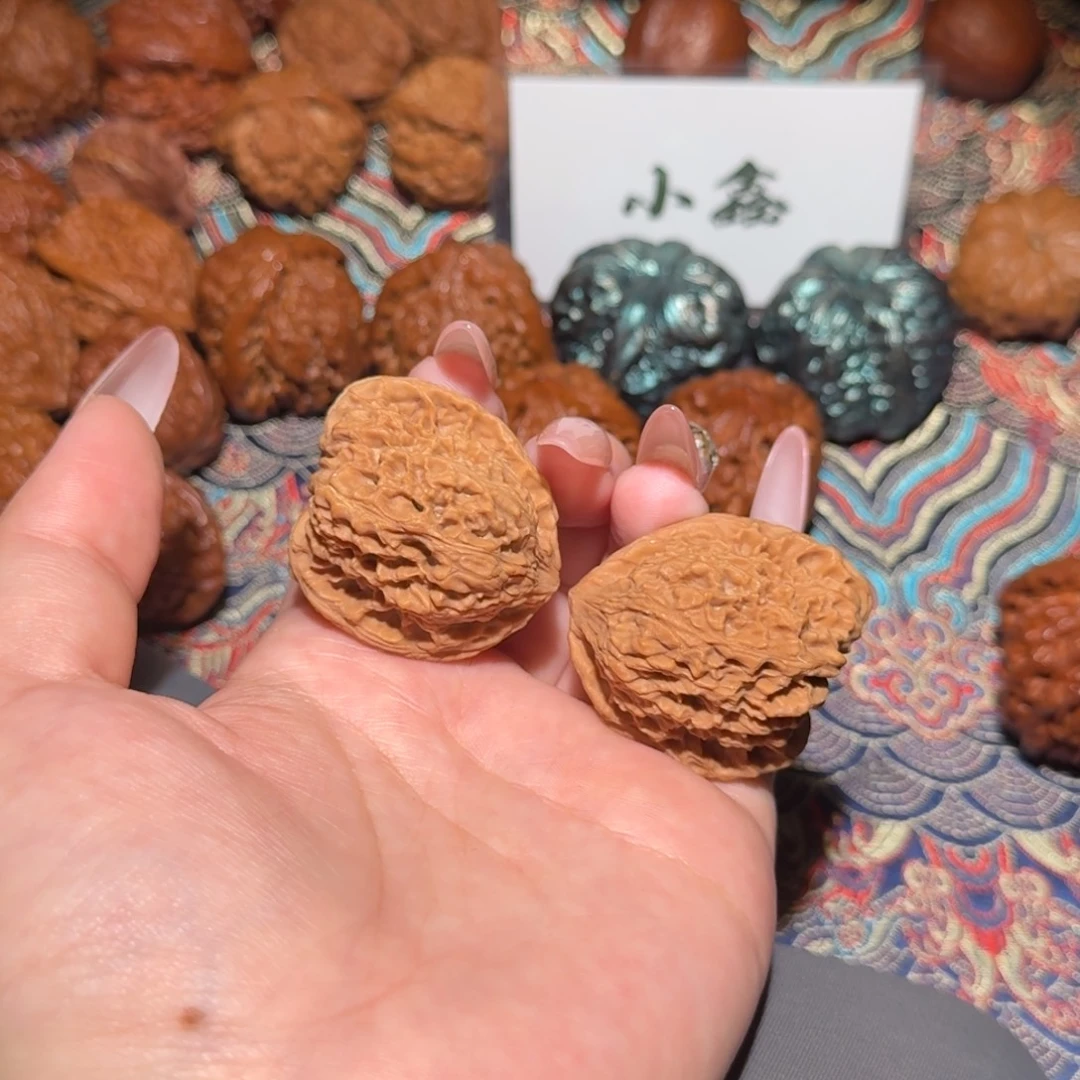 把件文玩核桃2295号36天残南疆石