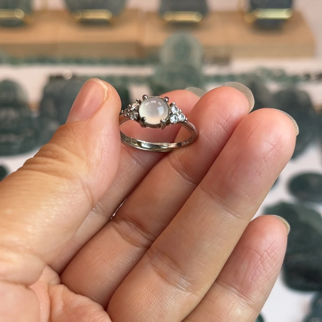 记***擦翡翠银S925镶嵌戒指白冰戒指