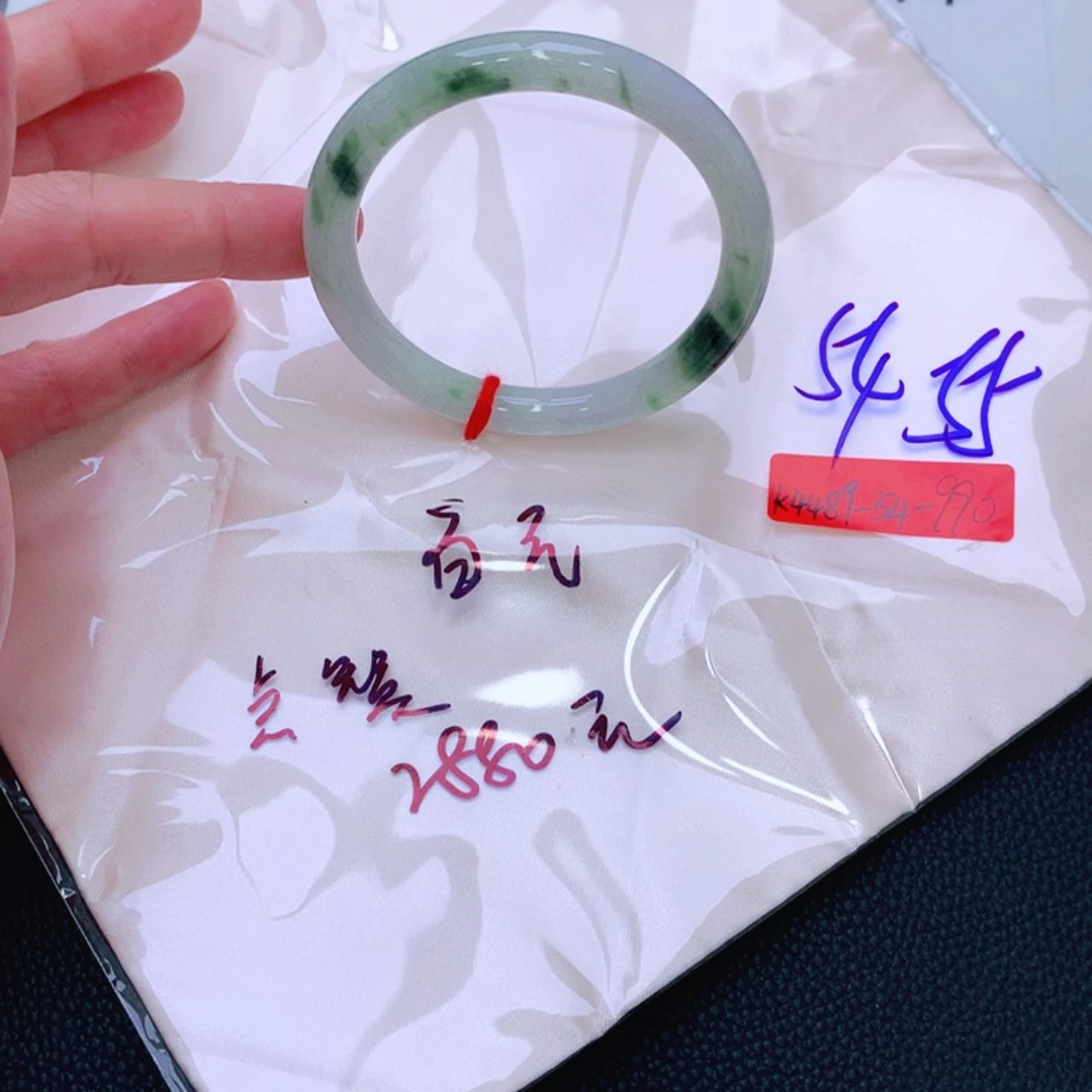 未镶嵌手镯翡翠缅甸翡翠手镯