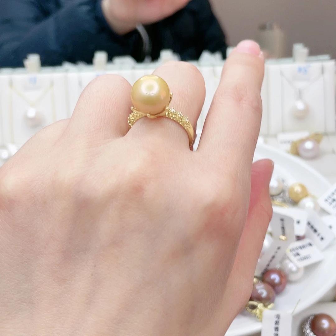 淡水珍珠吊坠(赠链)未镶嵌