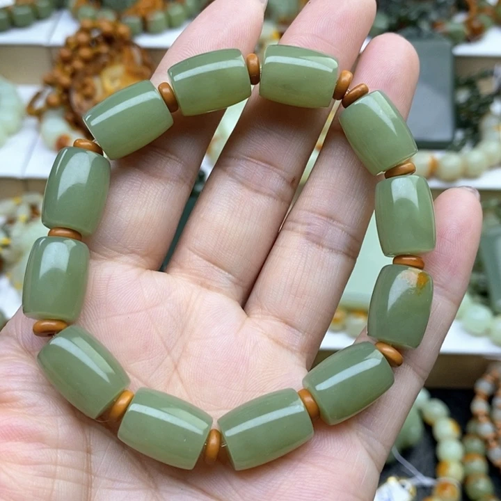 手串未镶嵌透闪石质玉