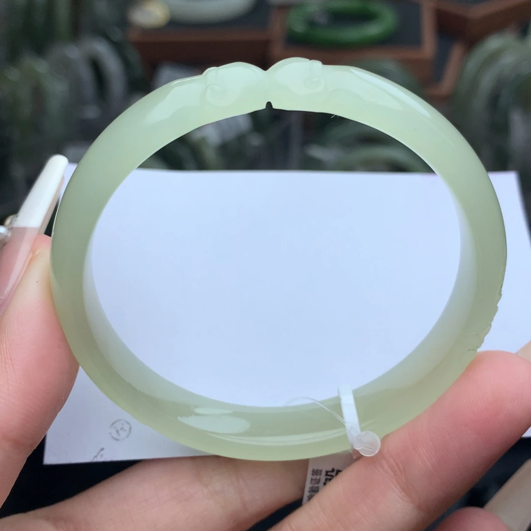 未镶嵌手镯和田玉54