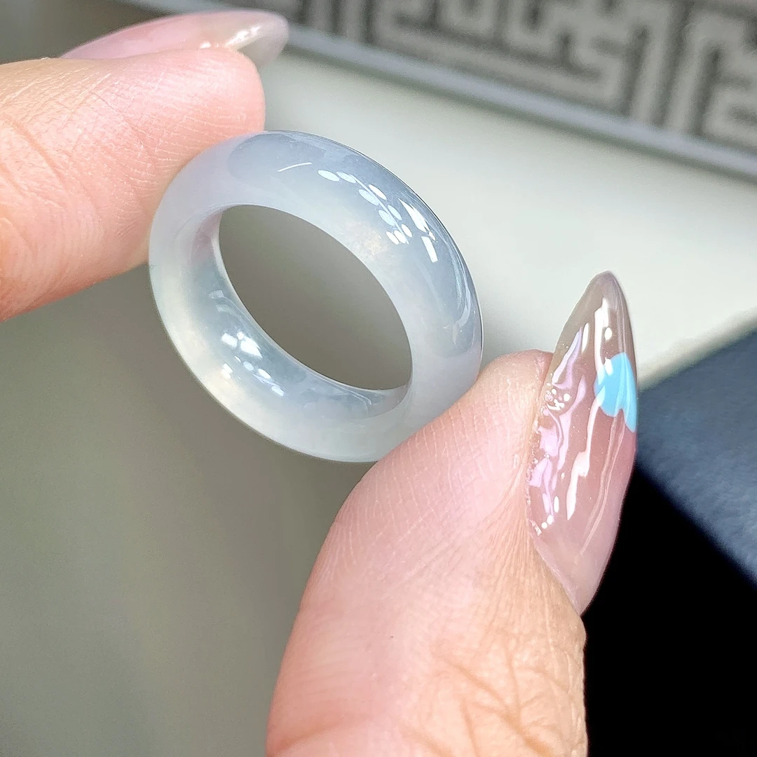 小圈口10号冰种白冰缅甸翡翠戒圈 尺寸15.4-6.1-3.6mm