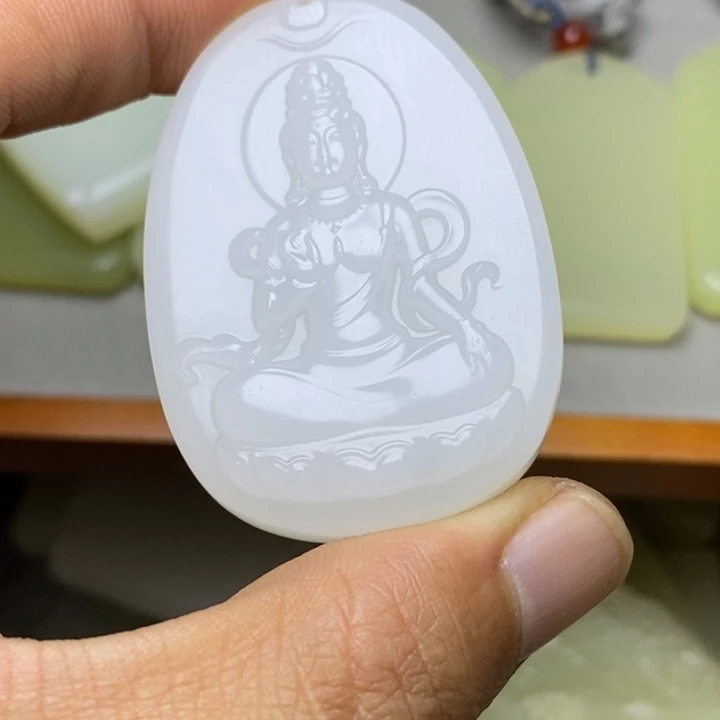 透闪石质玉未镶嵌颈饰观音 69999999999999