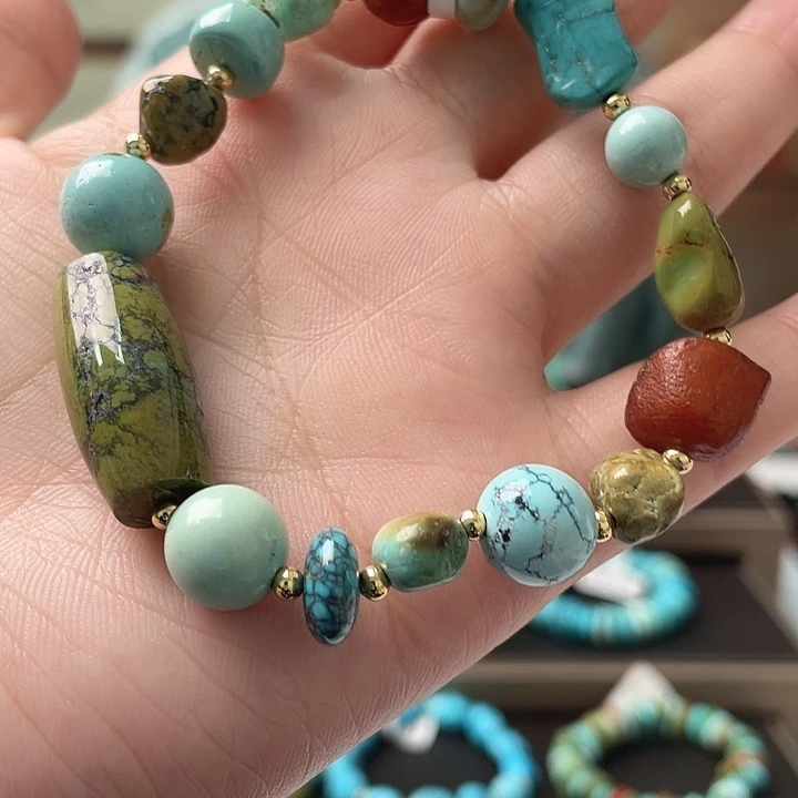 未镶嵌绿松石珠宝奇石