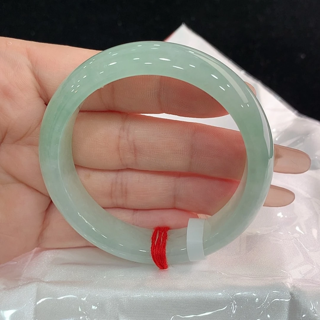 【闪购商品】翡翠手镯未镶嵌54，53/54