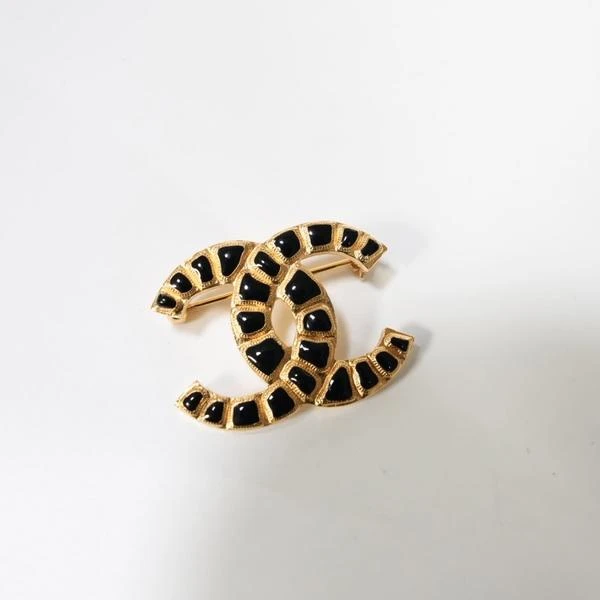 Chanel 埃及黑金双C胸针