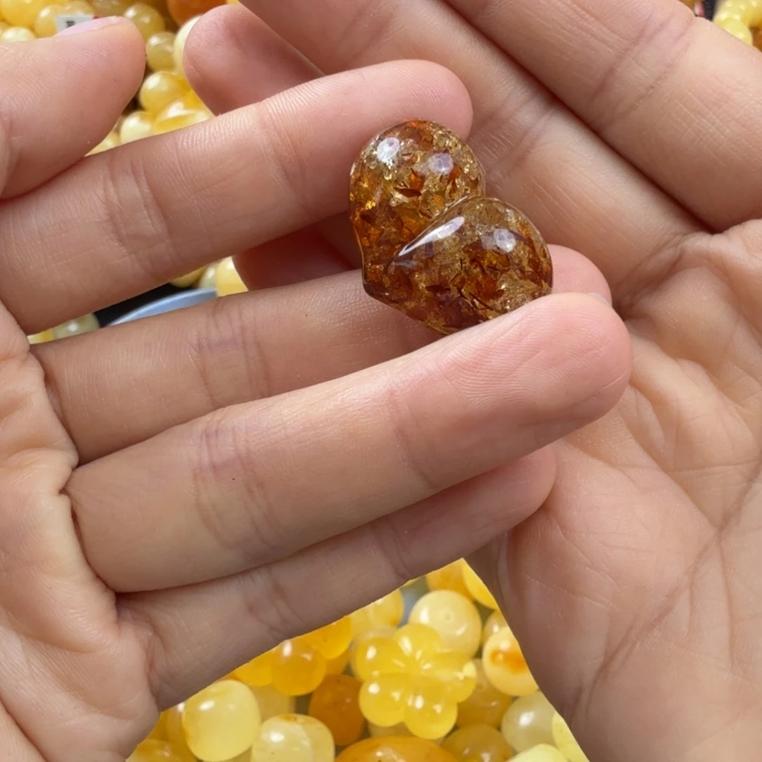 琥珀未镶嵌珠宝奇石