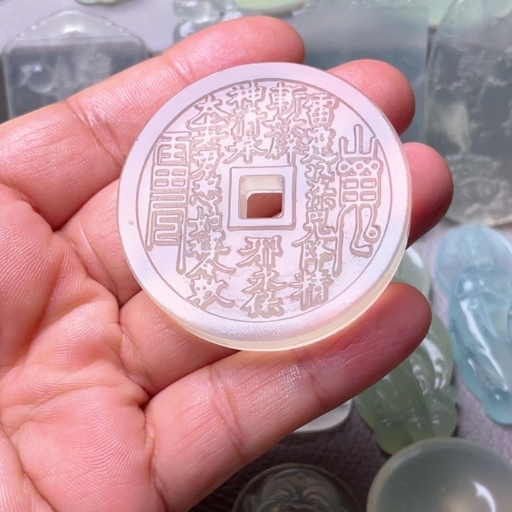於***樣岫玉未镶嵌吊坠(赠链)