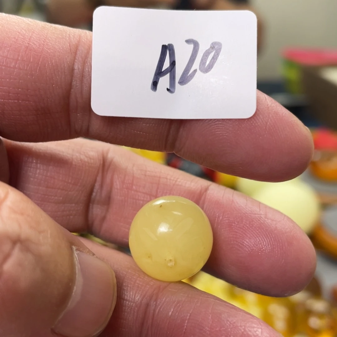 手链琥珀未镶嵌多样性发，发其中一件