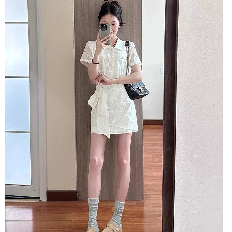 法式高级感白色polo领衬衫连衣裙子女设计感收腰气质镂空短裙夏季
