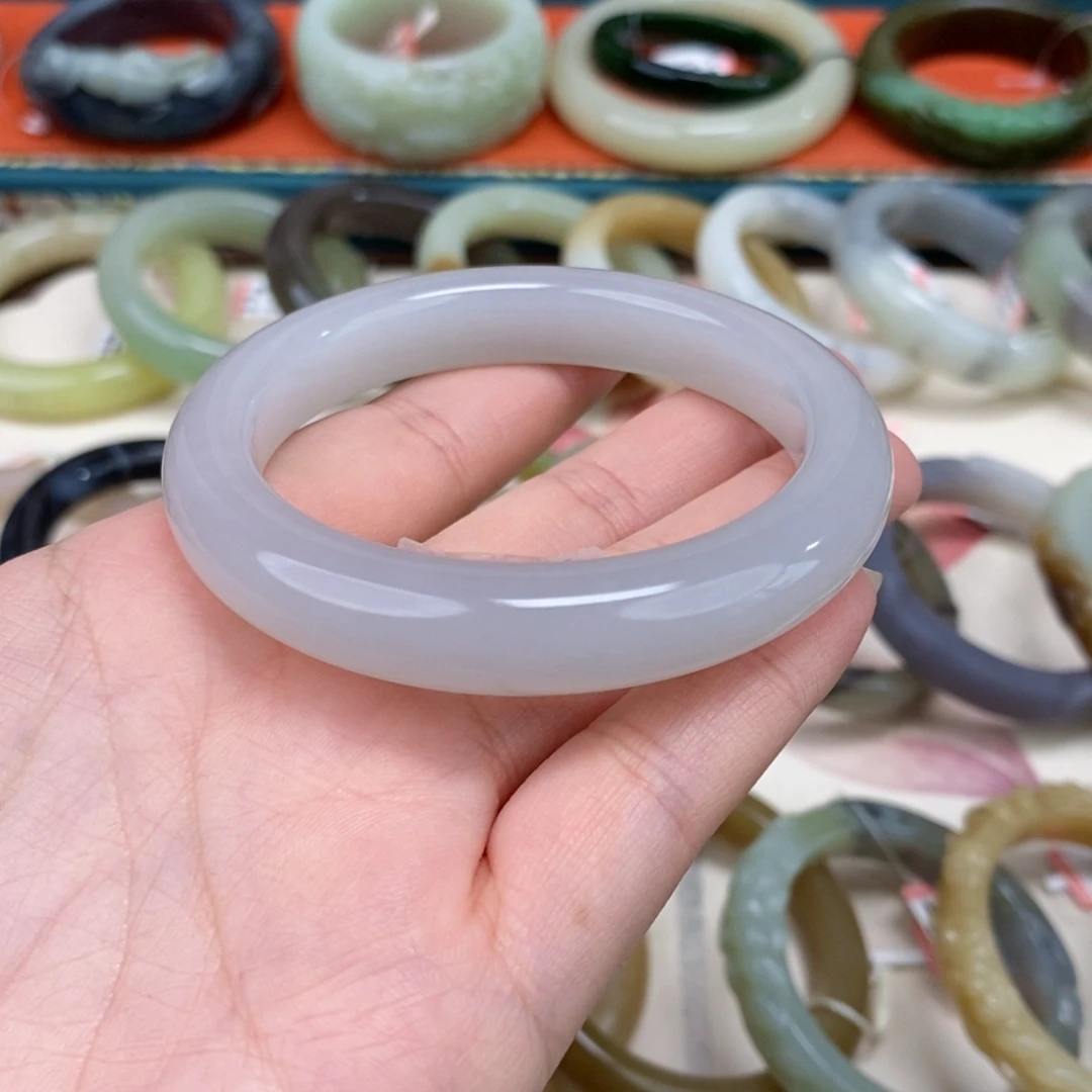 球***球和田玉手镯未镶嵌56.7