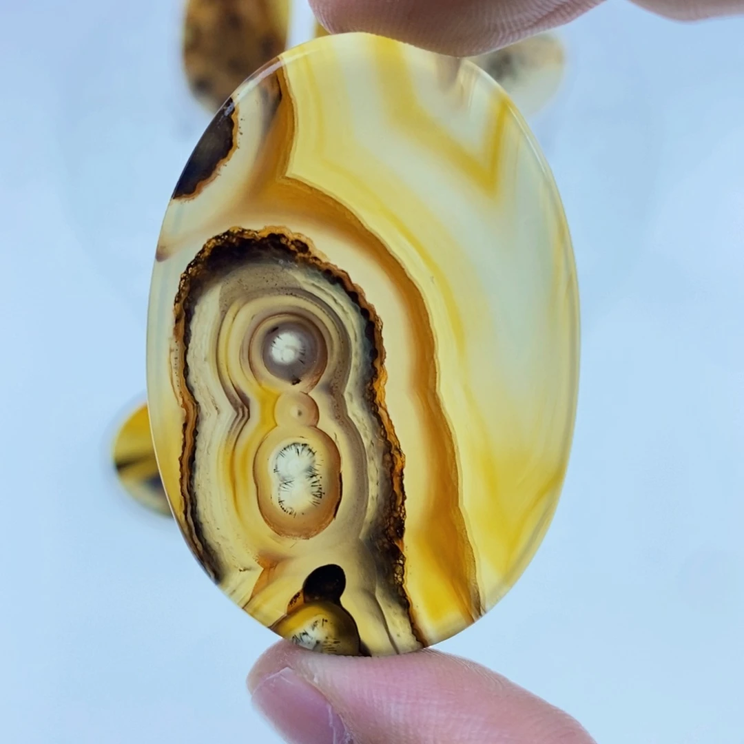 玛瑙/玉髓未镶嵌珠宝半成品