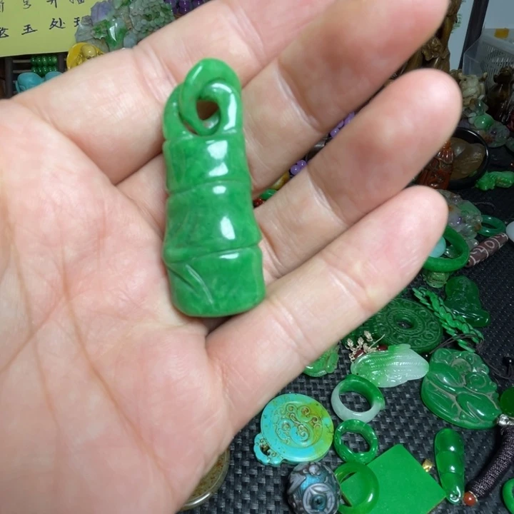 滴血莲花菩提吊坠