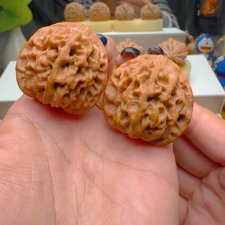 把件核桃35尺寸秦闷