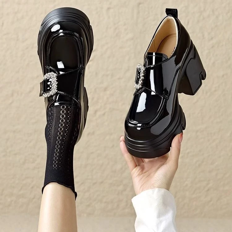 黑色小香风单鞋高跟粗跟女2025新款厚底超火乐福鞋小皮鞋松糕增高