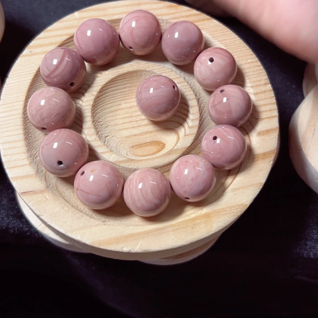 石英质玉手链未镶嵌?**笑146