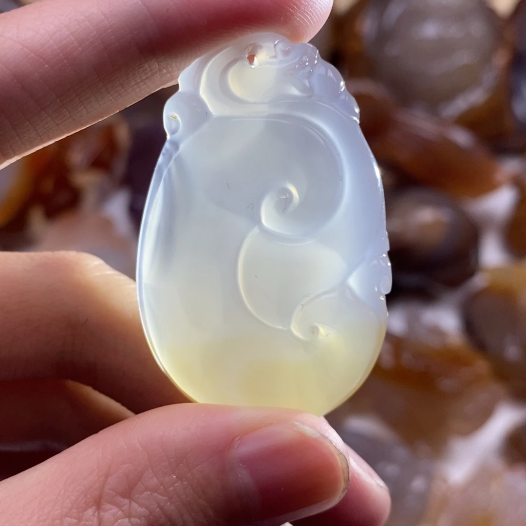 玛瑙/玉髓未镶嵌颈饰