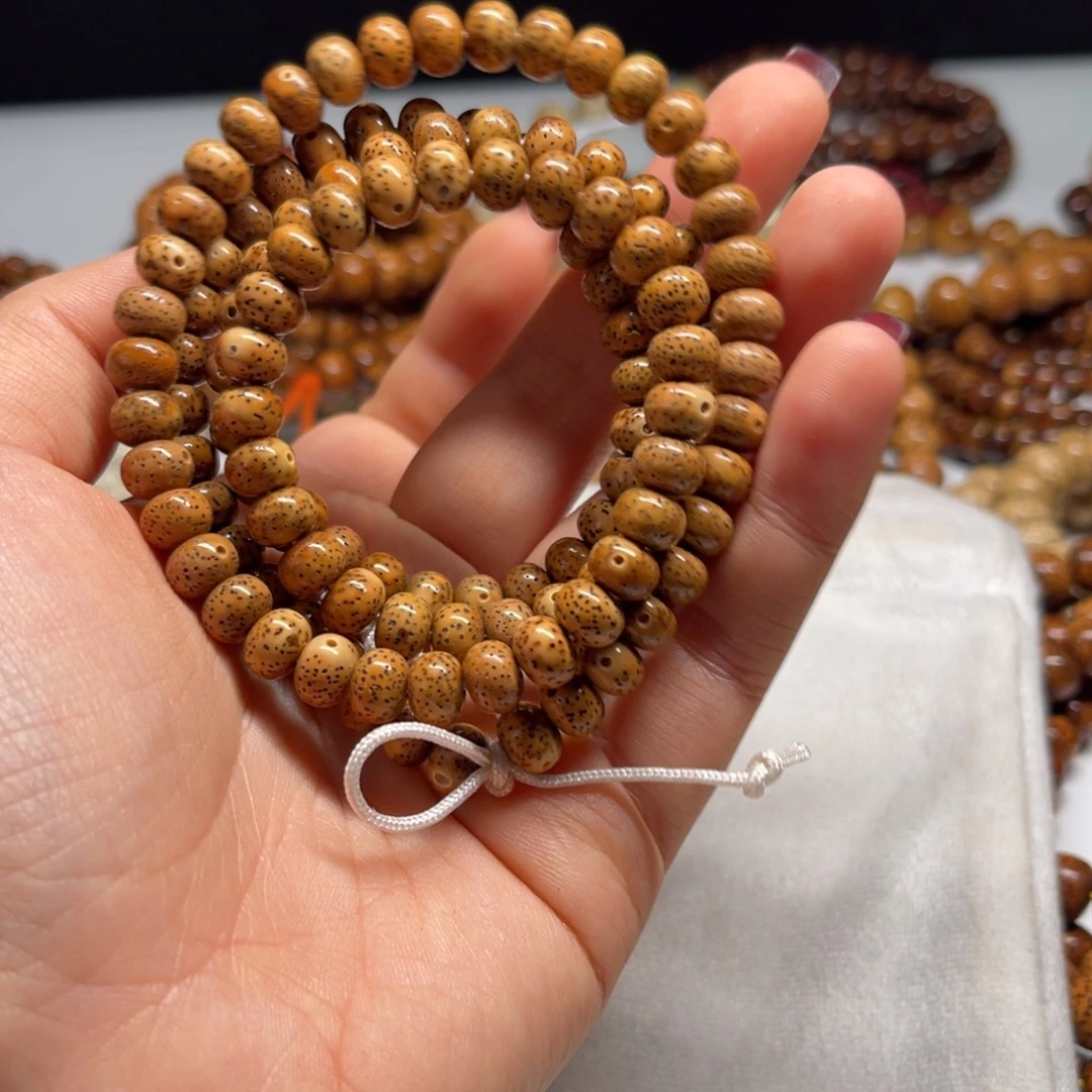 熙***艺星月菩提吊坠86苹果