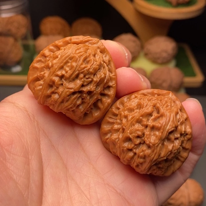 把件文玩核桃三角白39