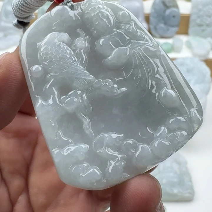 翡翠未镶嵌颈饰天然缅甸A货翡翠