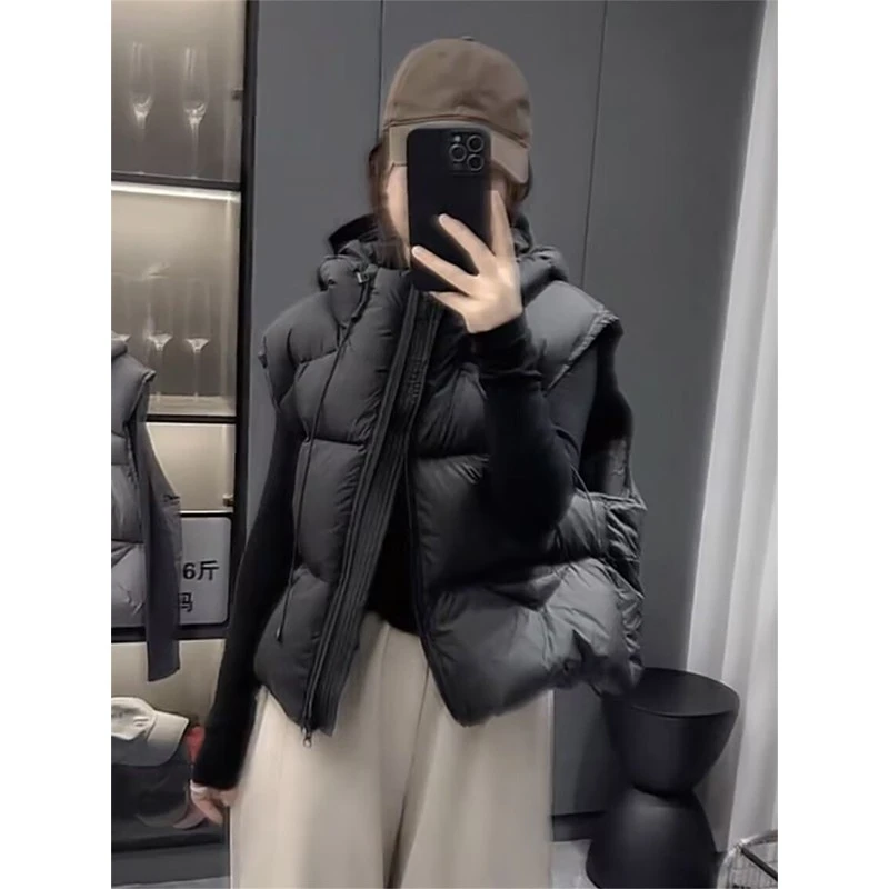 时尚鸭绒马甲女短款连帽冬季新款高级感小个子背心坎肩