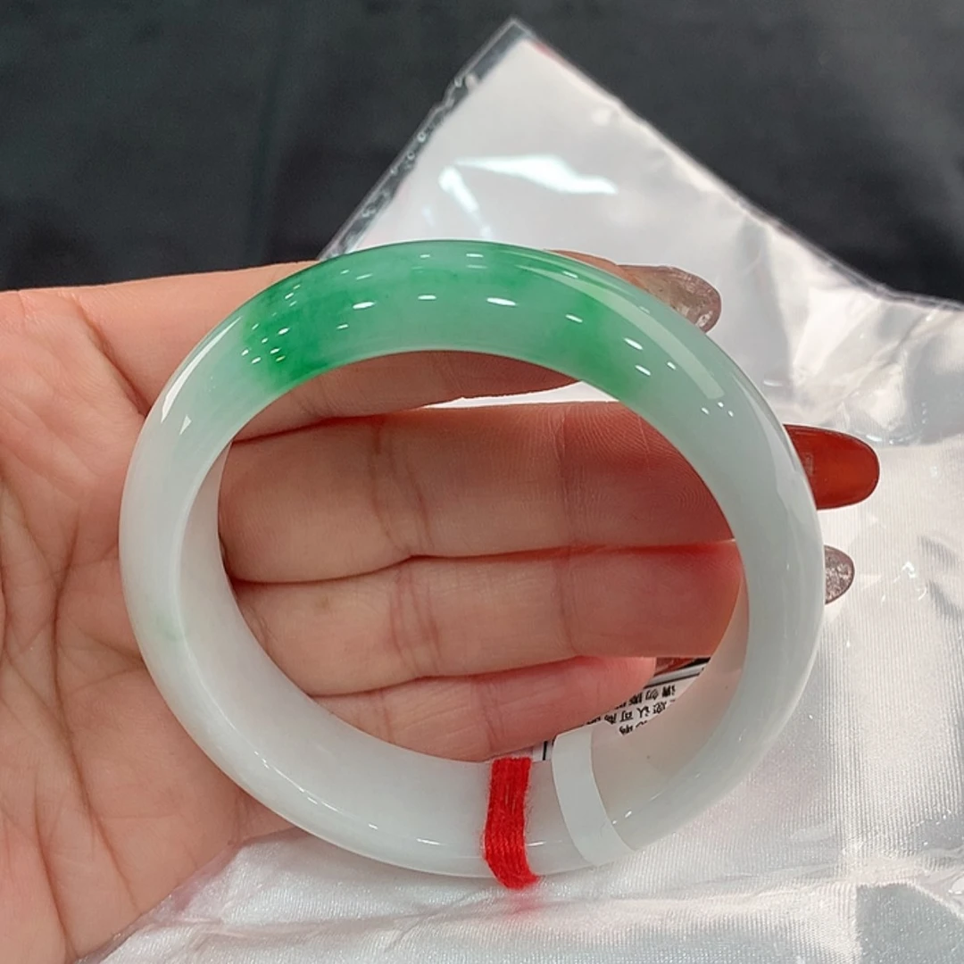 【闪购商品】翡翠手镯未镶嵌58，57/58