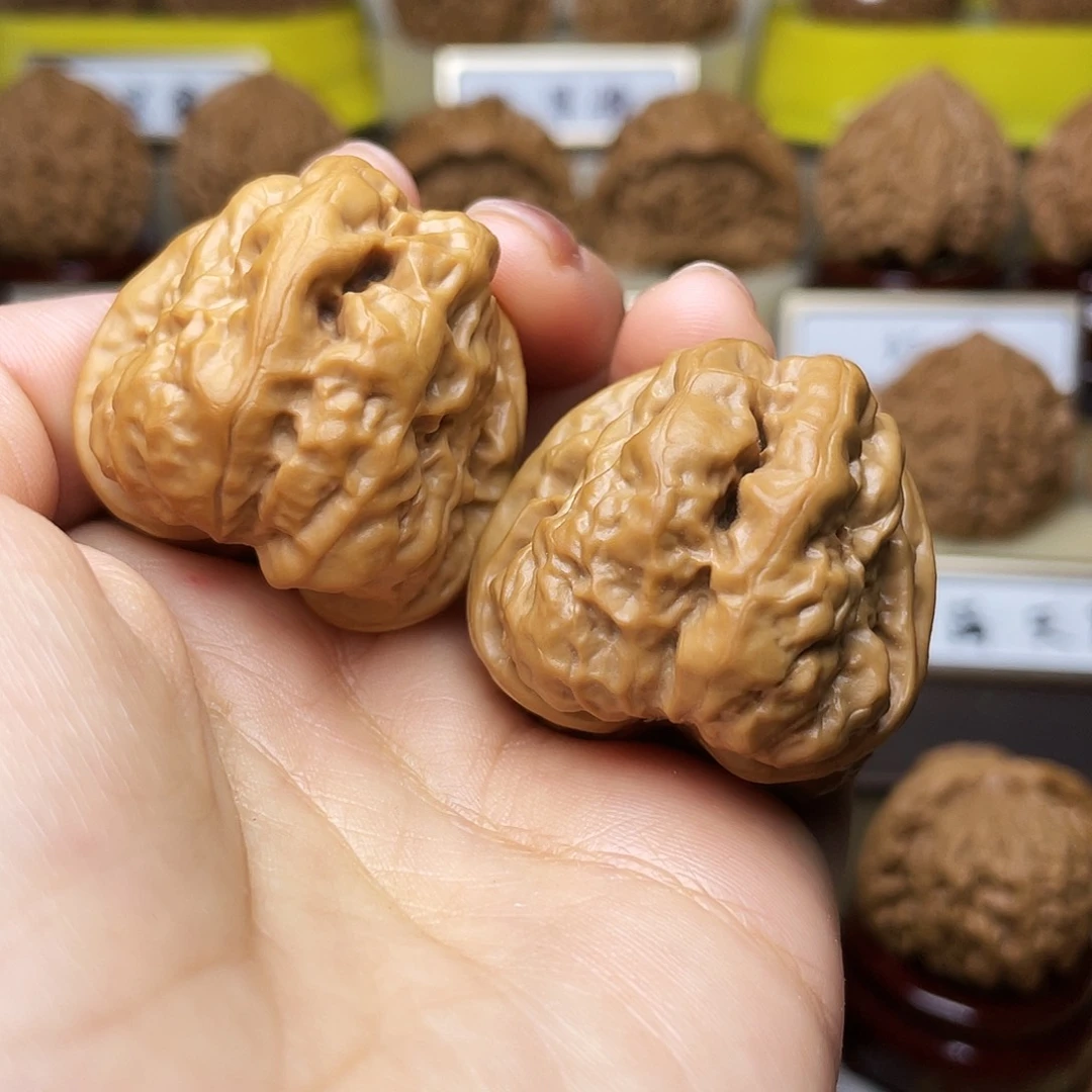 把件文玩核桃蛤蟆头35左右