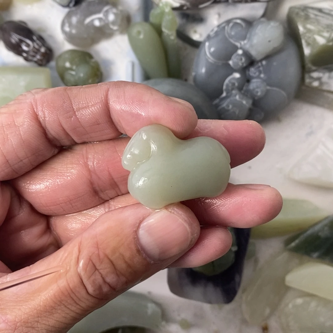 和田玉未镶嵌吊坠(不含链)