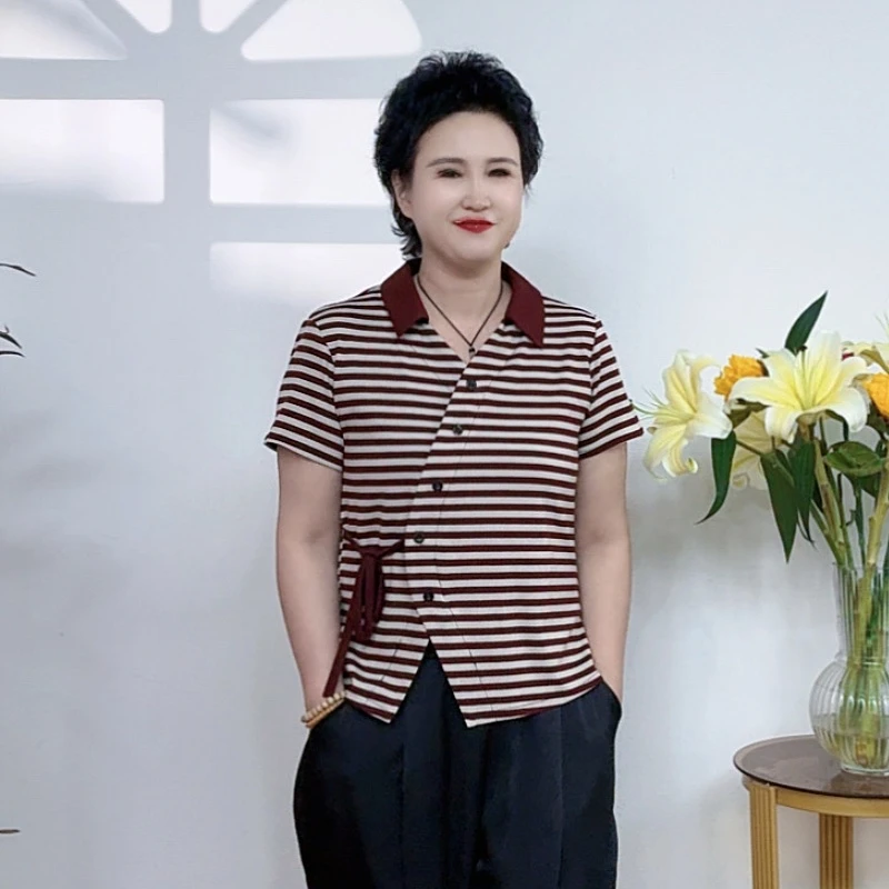 夏季新款不规则条纹印花法式V领短袖女士气质减龄上衣针织时尚