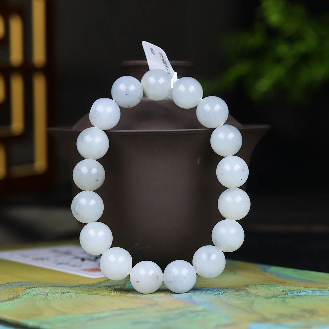 1114166和田玉圆珠手串