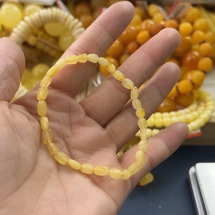 未镶嵌琥珀珠宝奇石