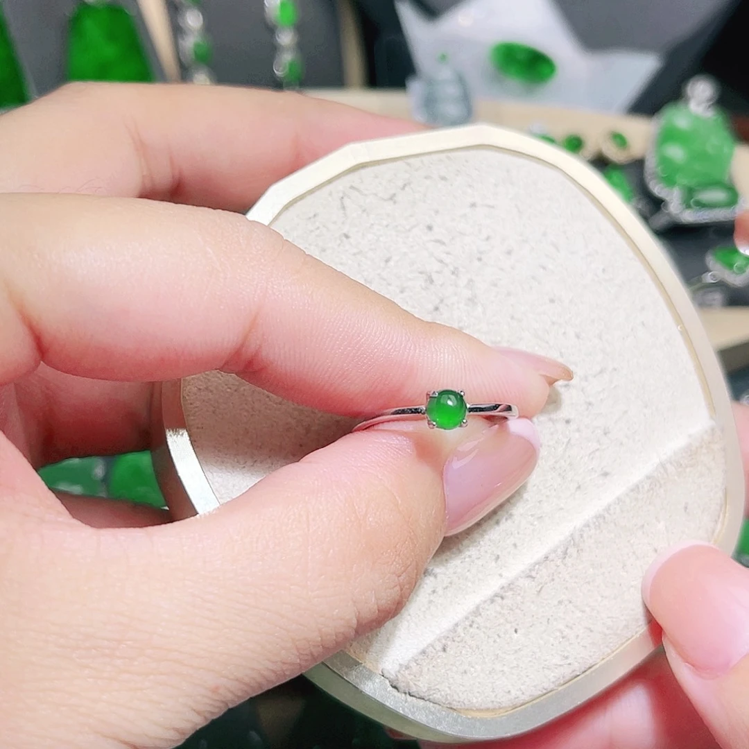 翡翠未镶嵌挂件裸石