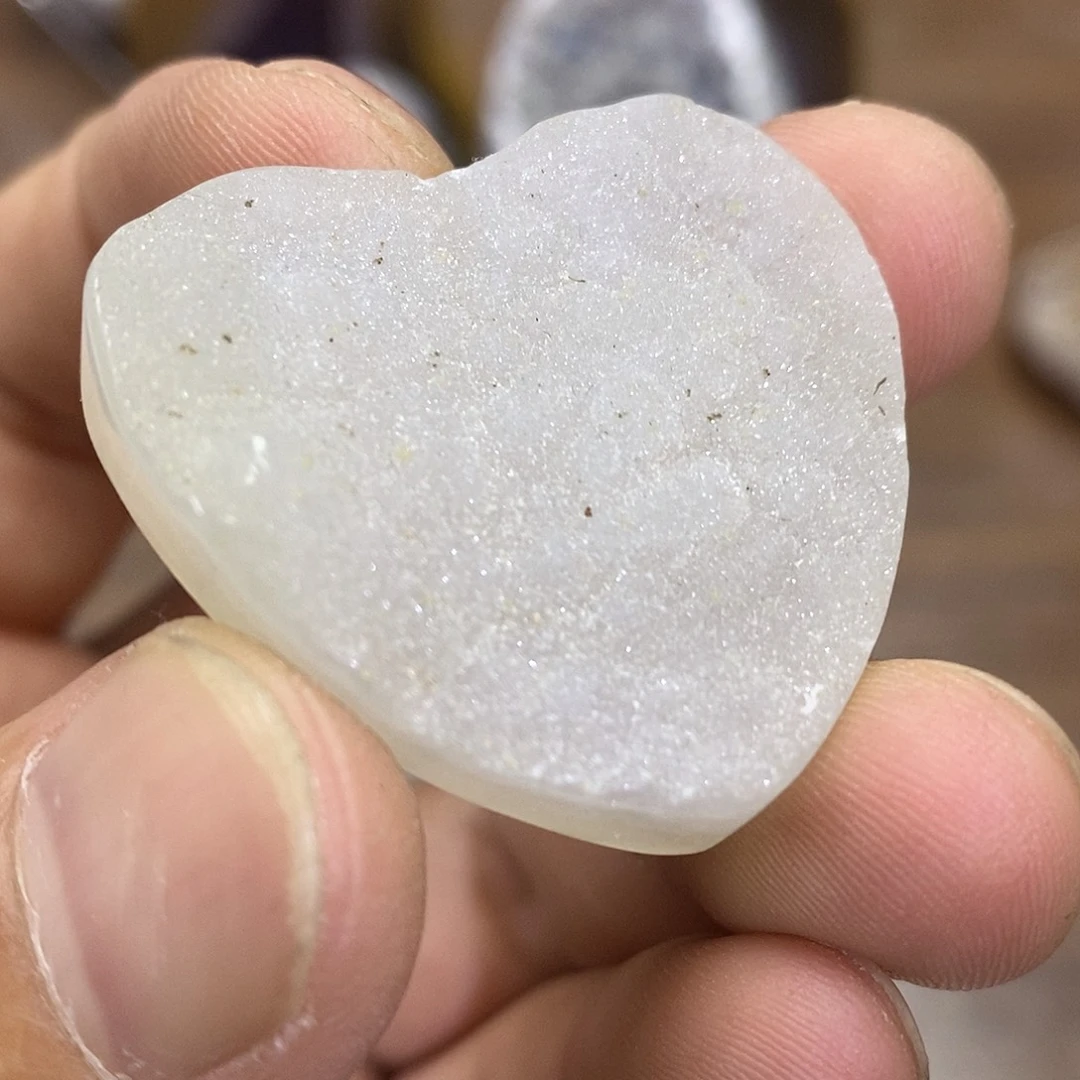 玛瑙/玉髓未镶嵌珠宝奇石