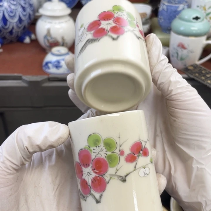 他家瓷器真美…开播了