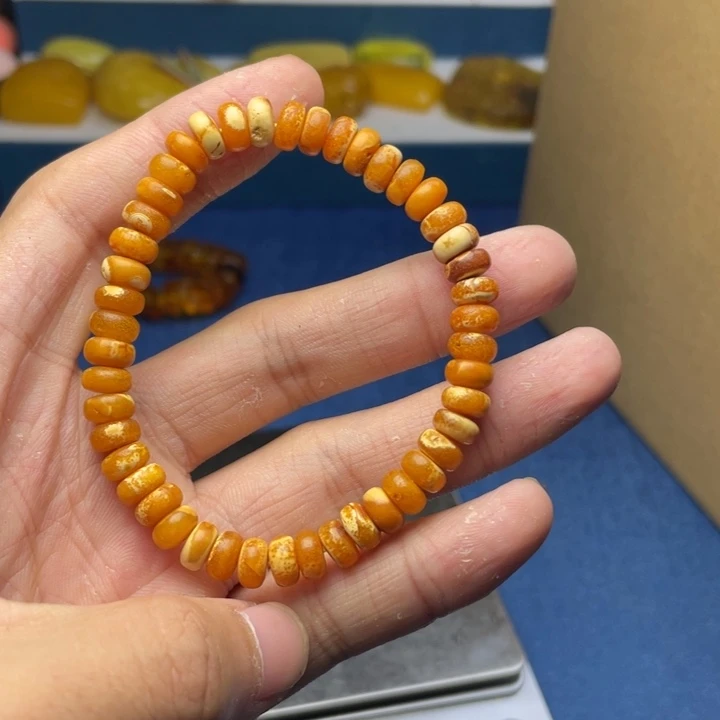 未镶嵌琥珀珠宝奇石
