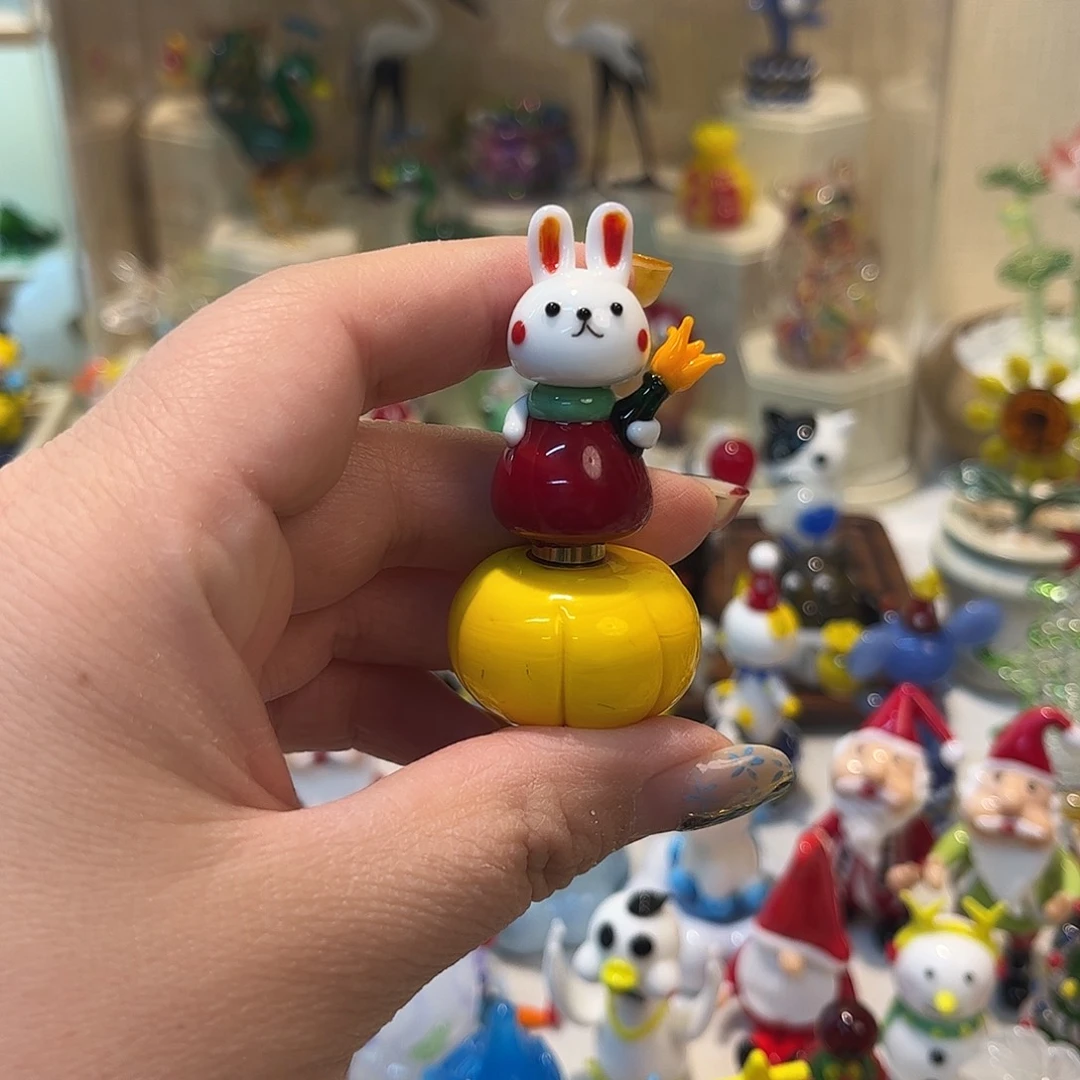 手工艺品琉璃旋转兔子