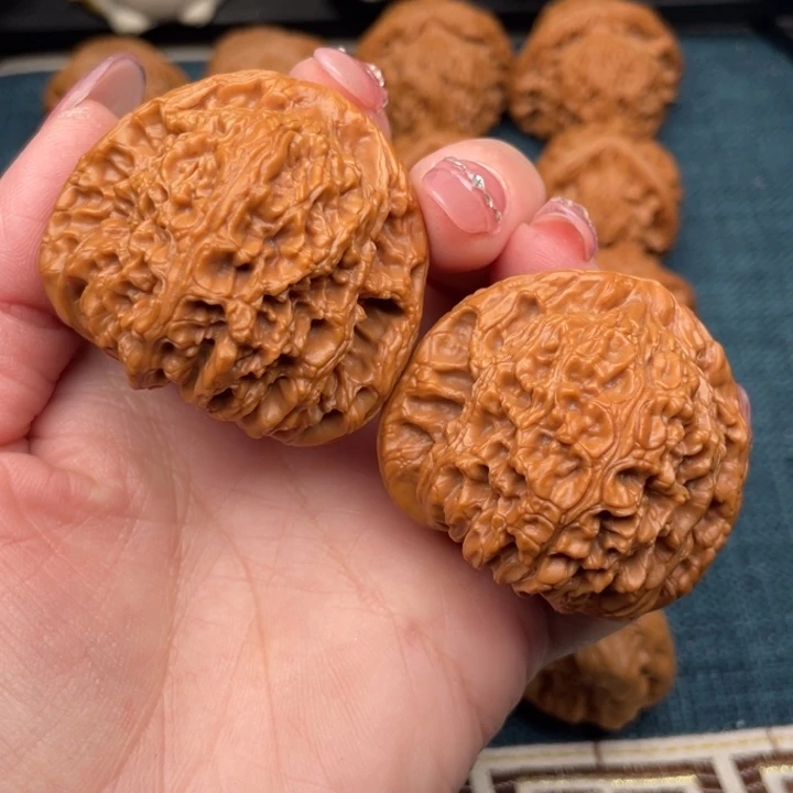 文玩核桃把件南疆石45