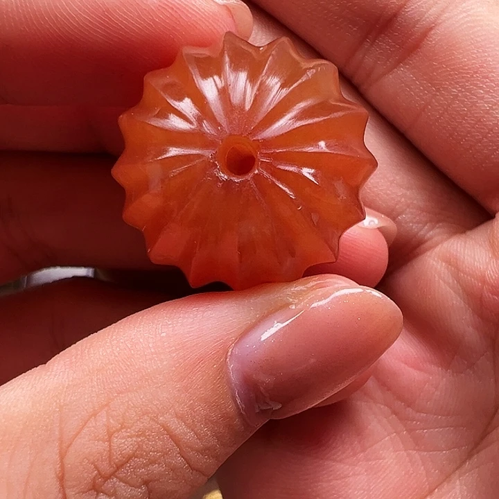 未镶嵌颈饰玛瑙/玉髓润*