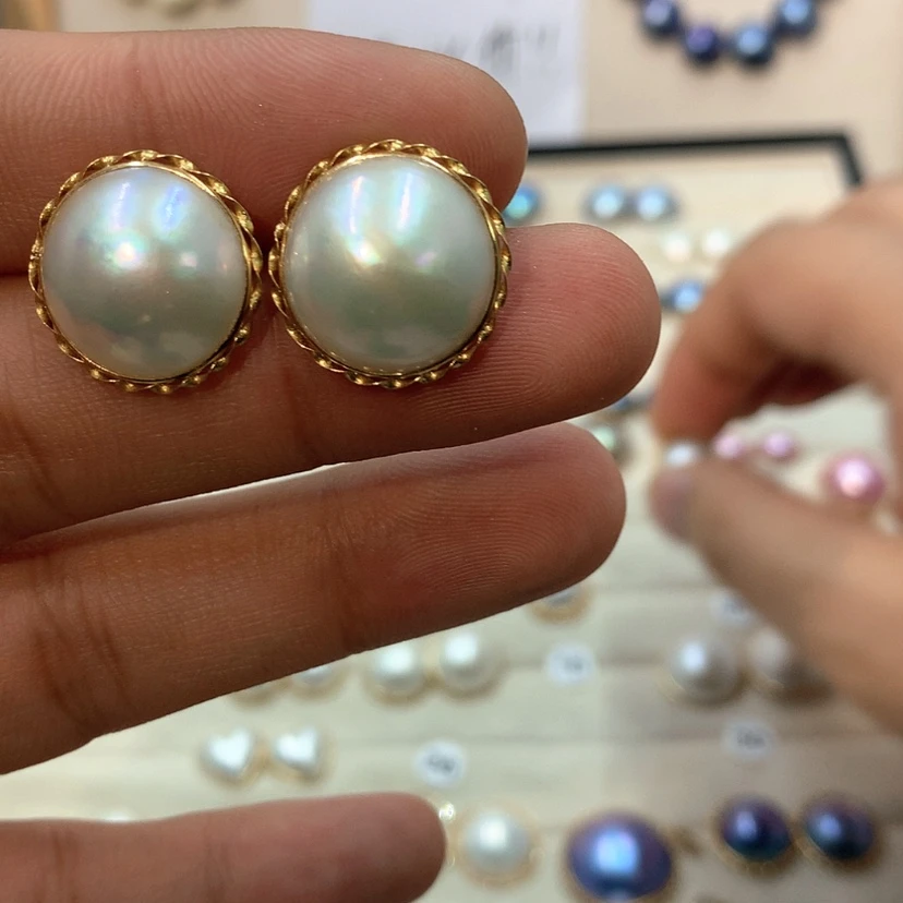 【闪购商品】耳饰拼合珍珠（马贝珠）18K金镶嵌17点位