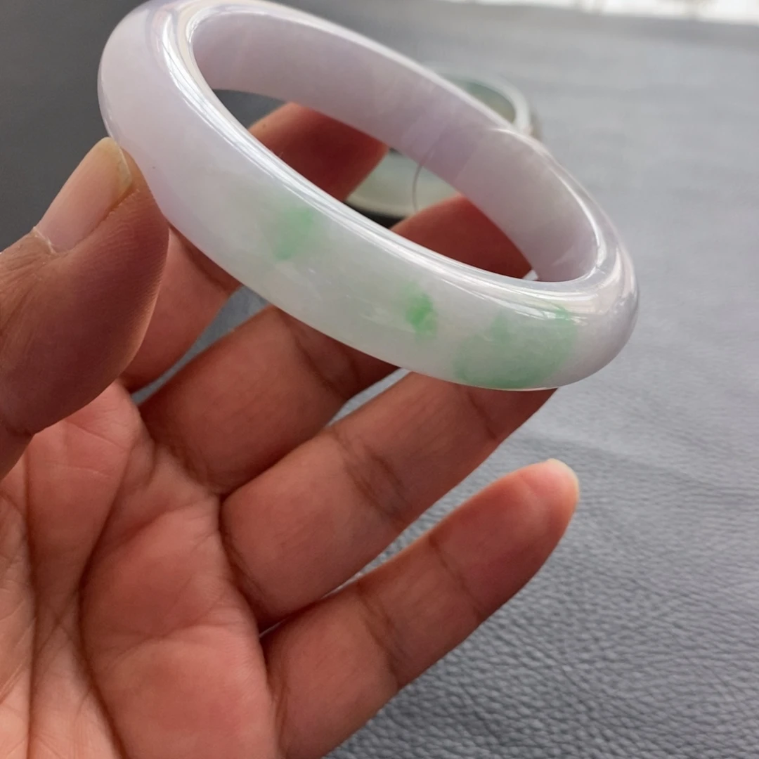 未镶嵌手镯翡翠天然翡翠手镯