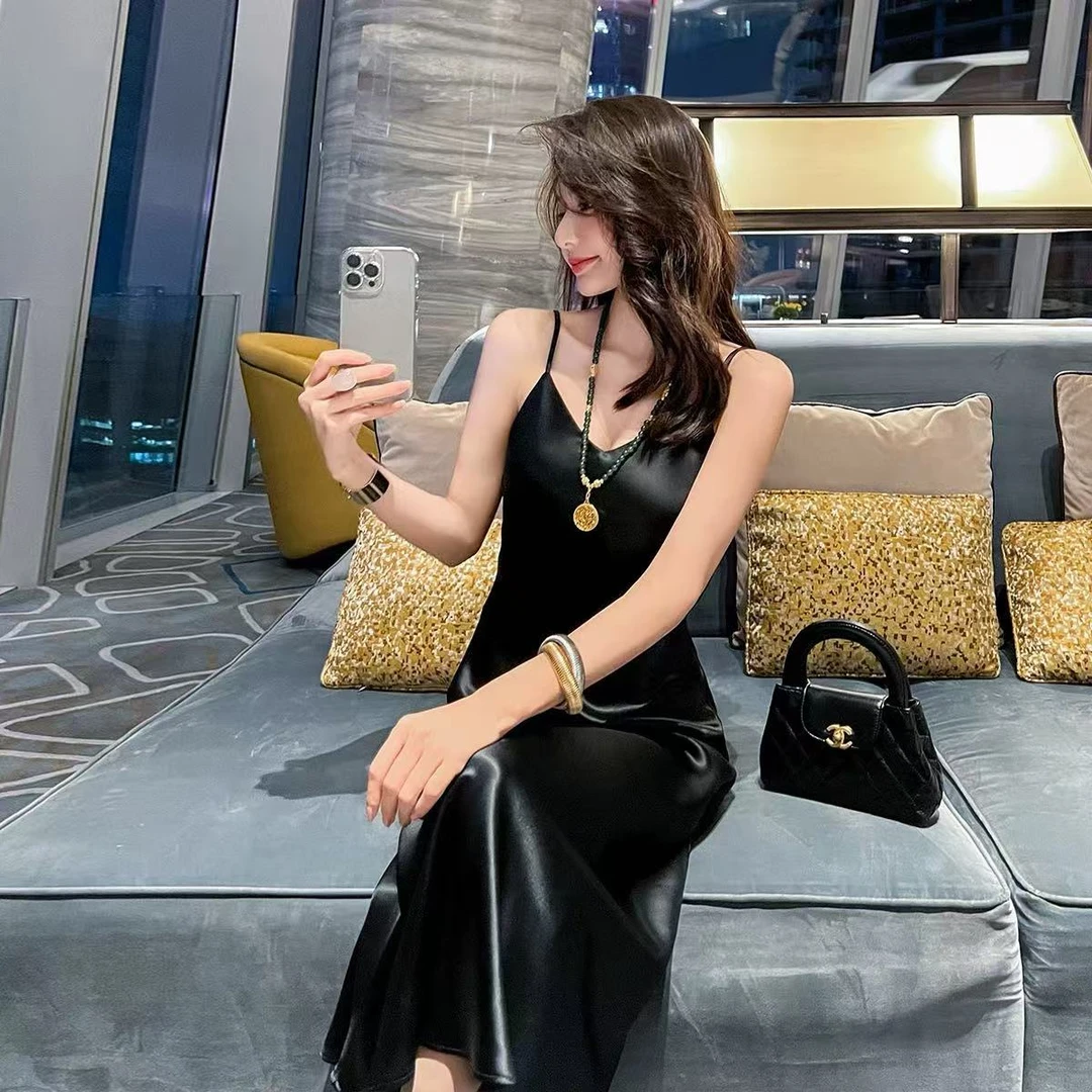 D1554-2826①醋酸缎面吊带女装长裙性感V领光泽中式连衣裙女