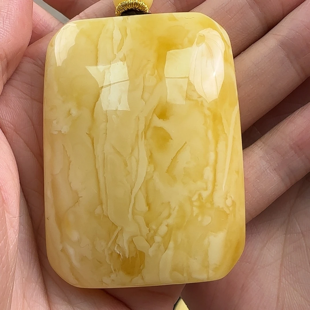 西***北琥珀未镶嵌珠宝奇石