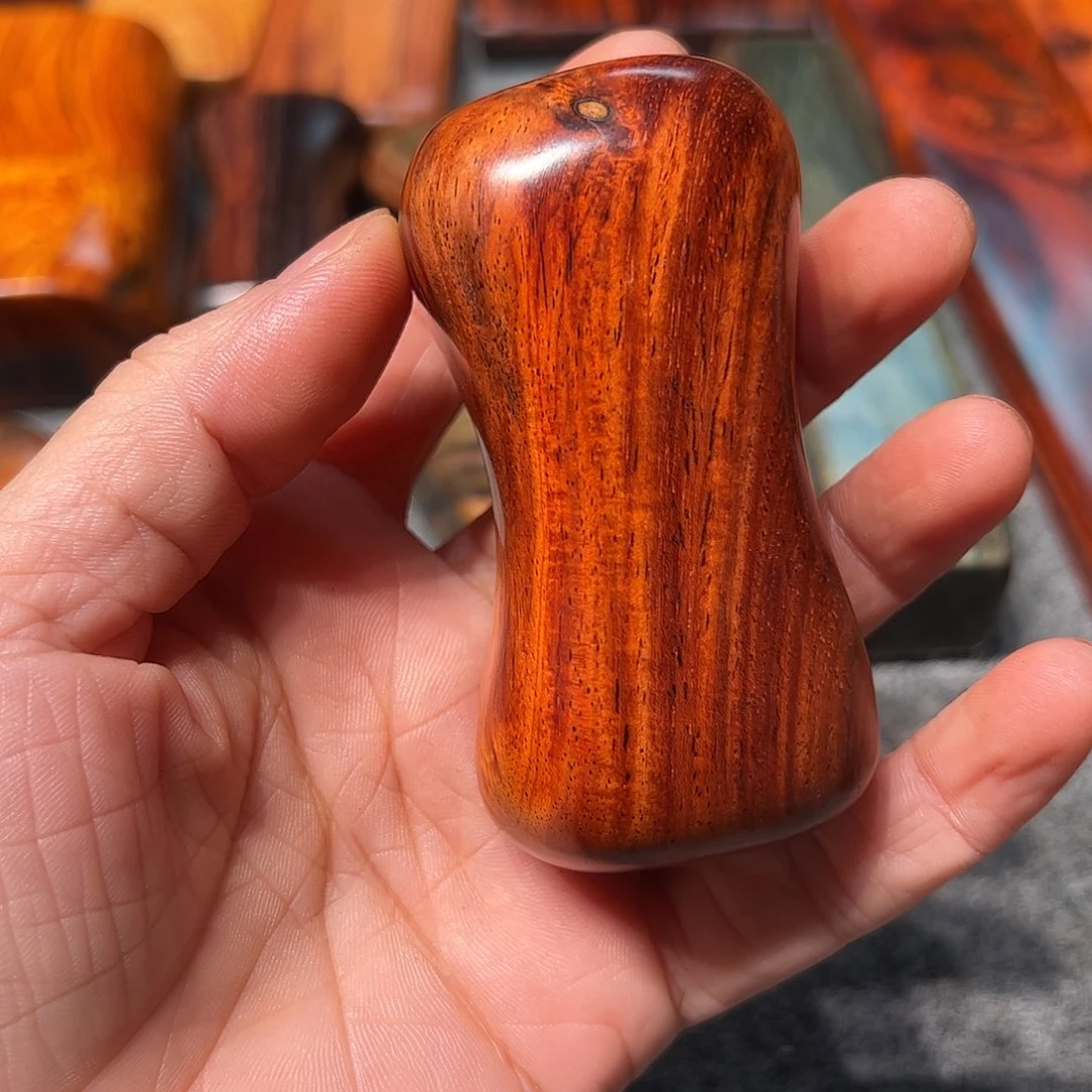 R***n交趾黄檀（大红酸枝）