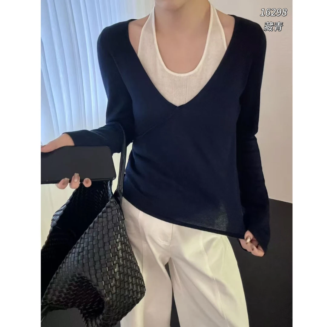 16298 CHUXUN（部分无水洗唛，介意慎拍)新款圆领领口撞色针织衫