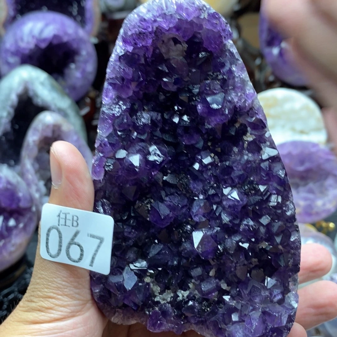 未镶嵌大型摆件（非配饰）水晶