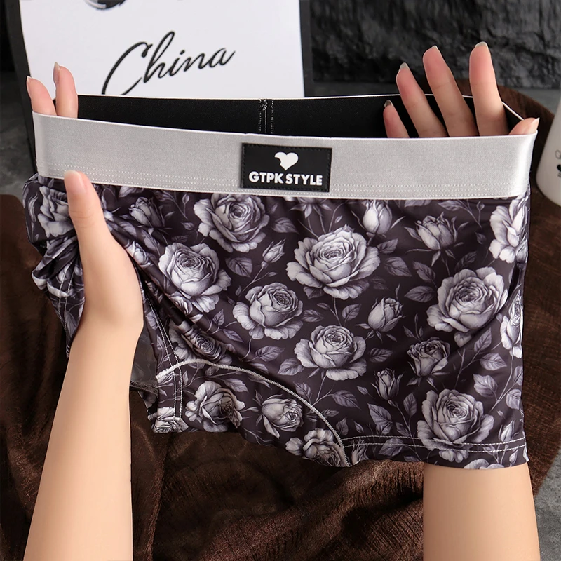 新款夏季冰丝玫瑰花女士内裤轻奢薄款透气平角裤爆款潮四角短裤头